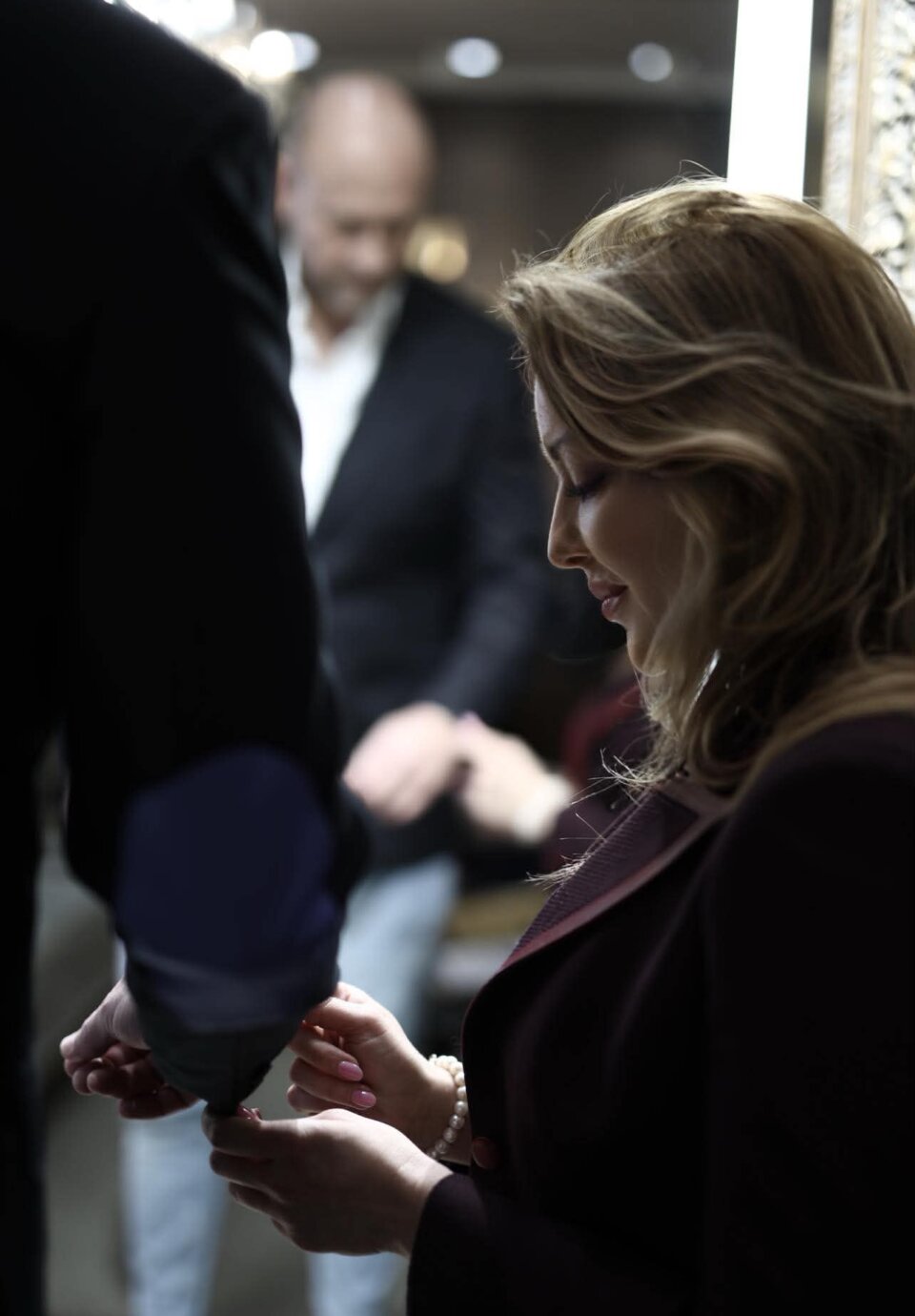 félkész próba